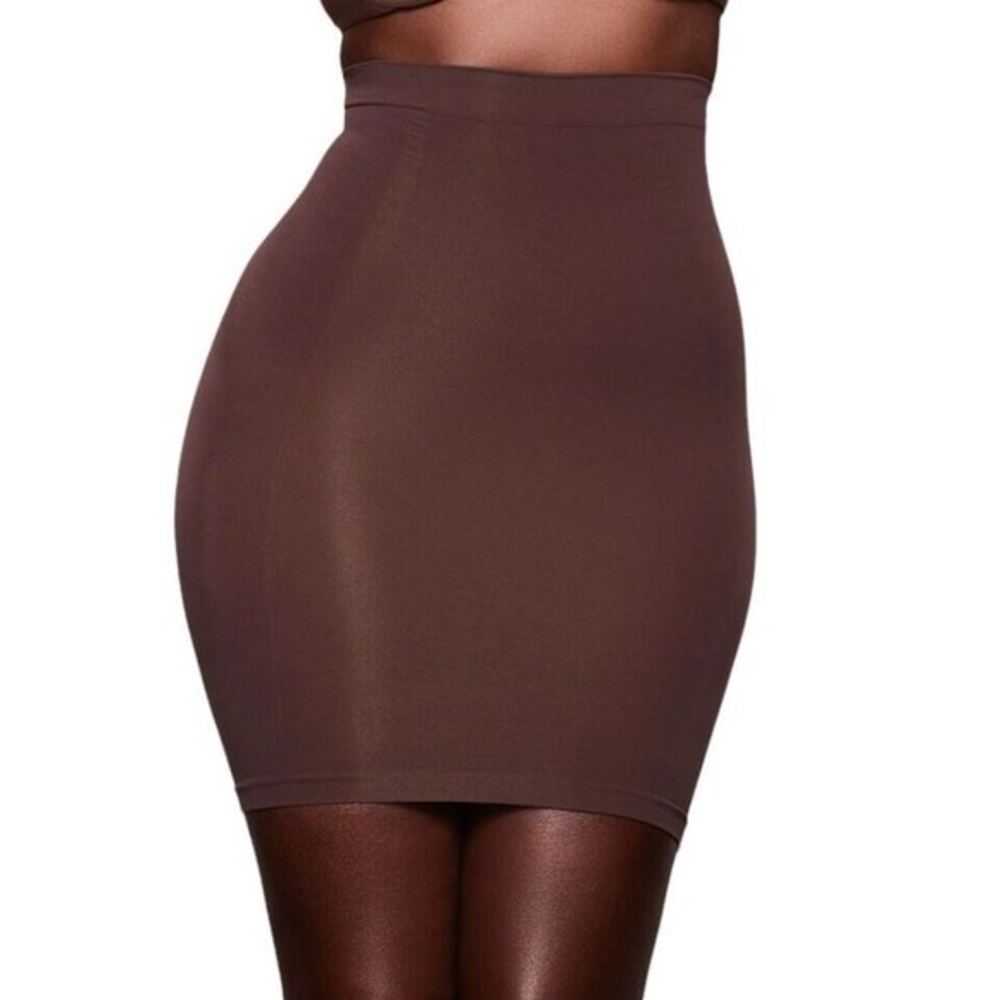 SKIMS XXS XS Sculpting Long Brown Cocoa Sculpt Slimming Shapewear Skirt Slip‎